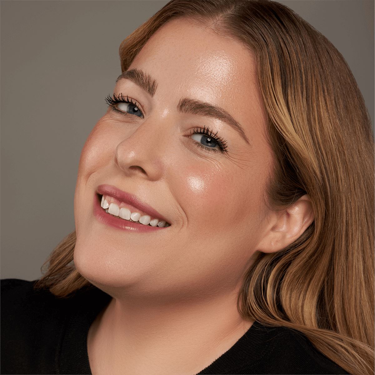 Dewy Cheek & Lip Palette - Image 10